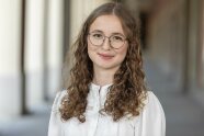 Porträtfoto Anna Göller